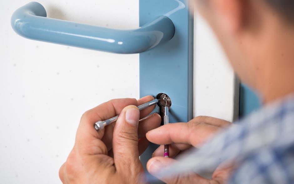 comment ouvrir une porte sans poignée Rognac
